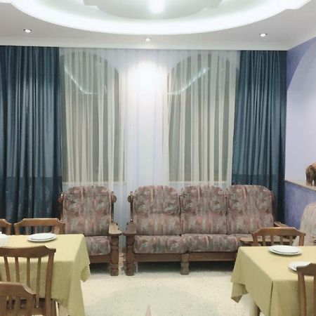 Sunny Hotel Batumi Makhinjauri Eksteriør billede