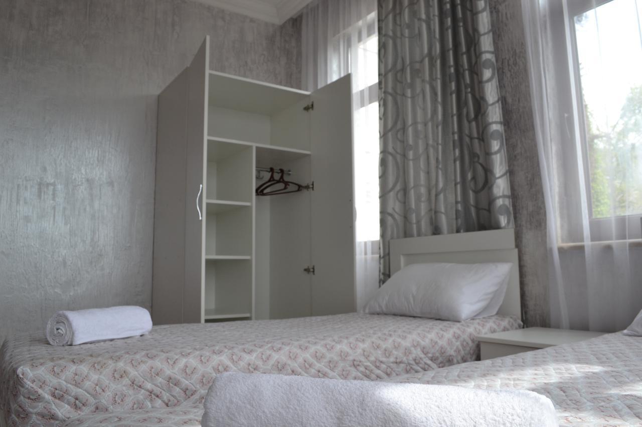 Sunny Hotel Batumi Makhinjauri Eksteriør billede