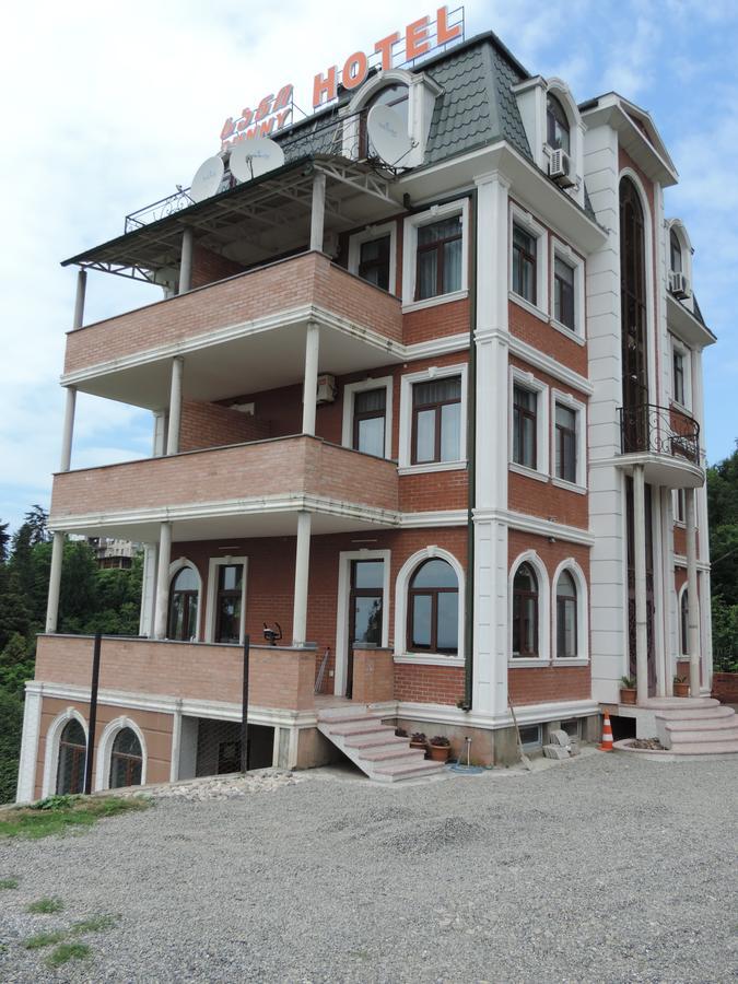 Sunny Hotel Batumi Makhinjauri Eksteriør billede