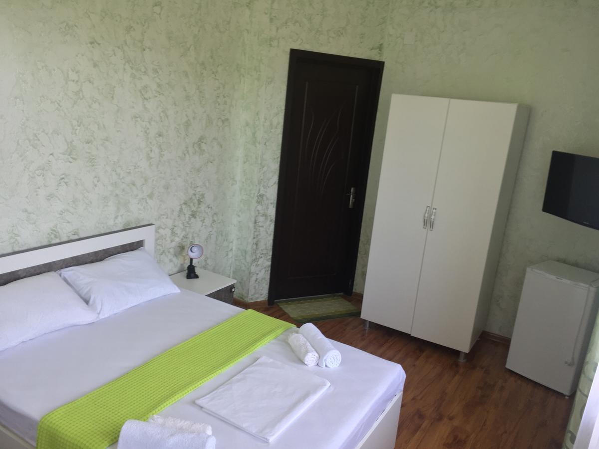 Sunny Hotel Batumi Makhinjauri Eksteriør billede